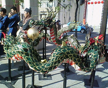 龍踊り